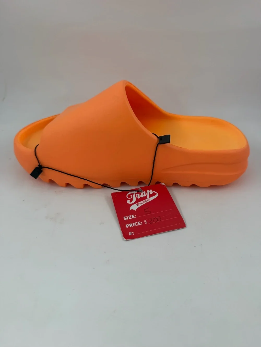 👞 Adidas Unisex Yeezy Slides -Size 5 Men/Youth -Enflame Orange -Size 6.5 Women